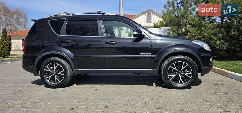 Позашляховик / Кросовер SsangYong Rexton 2012 в Ужгороді