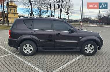 Внедорожник / Кроссовер SsangYong Rexton 2011 в 