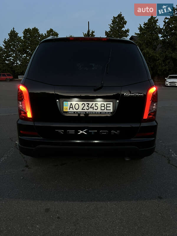 Позашляховик / Кросовер SsangYong Rexton 2013 в Умані фото 10 Позашляховик / Кросовер SsangYong Rexton 2013 в Умані