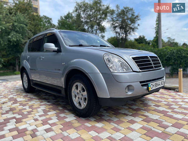Позашляховик / Кросовер SsangYong Rexton 2010 в Києві