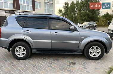 Позашляховик / Кросовер SsangYong Rexton 2011 в 