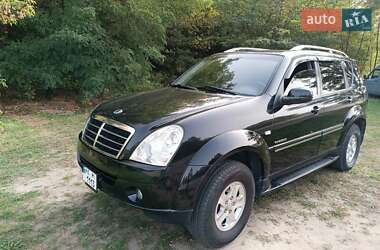 Позашляховик / Кросовер SsangYong Rexton 2010 в 