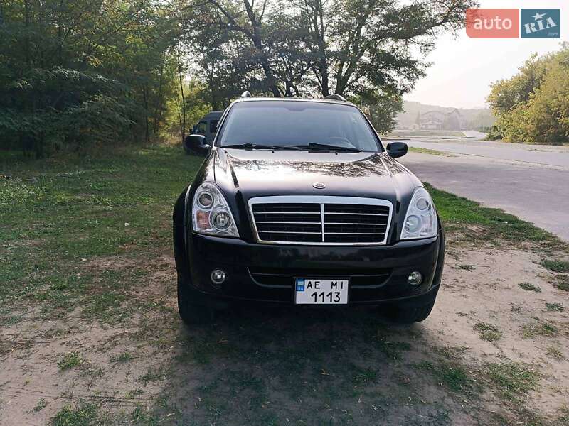 Позашляховик / Кросовер SsangYong Rexton 2010 в Дніпрі
