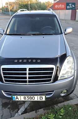 Внедорожник / Кроссовер SsangYong Rexton 2012 в Киеве