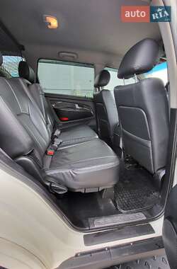 Позашляховик / Кросовер SsangYong Rexton 2011 в 