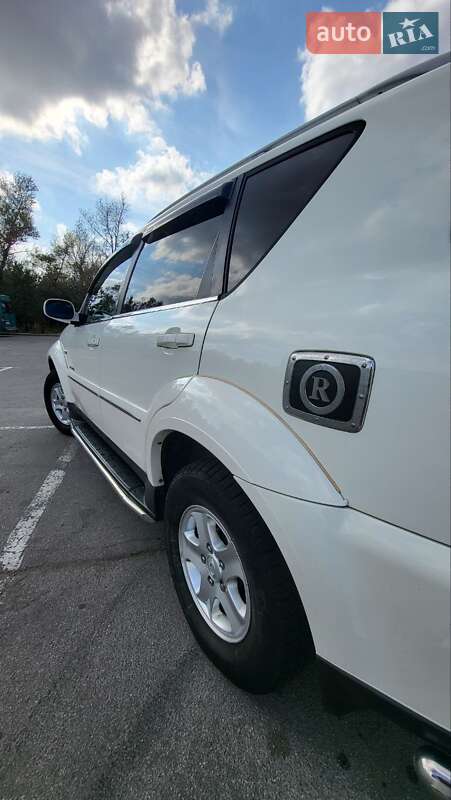 Внедорожник / Кроссовер SsangYong Rexton 2011 в Запорожье