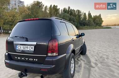 Внедорожник / Кроссовер SsangYong Rexton 2005 в Каневе