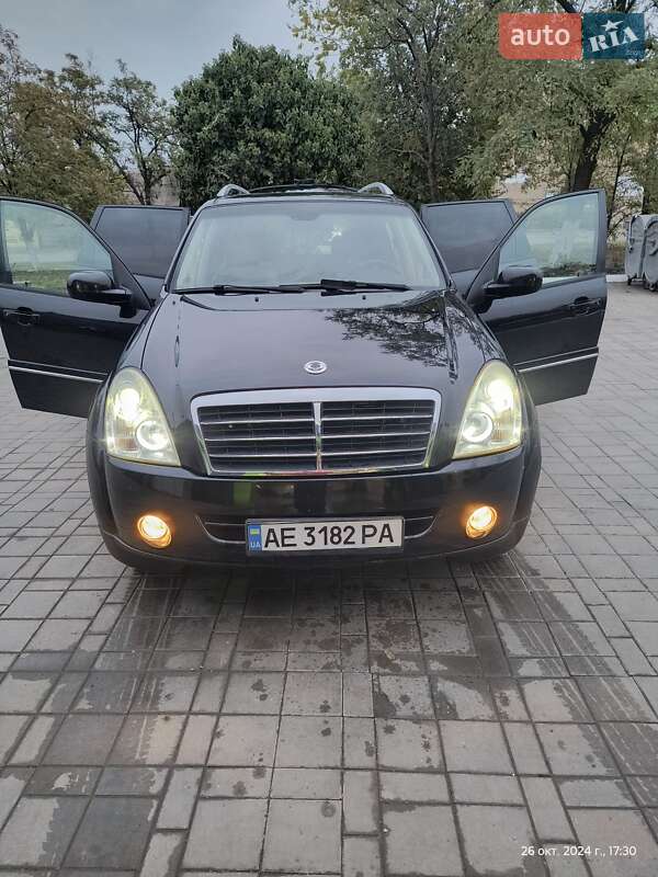 Внедорожник / Кроссовер SsangYong Rexton 2011 в 