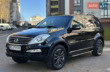 Позашляховик / Кросовер SsangYong Rexton 2013 в Львові