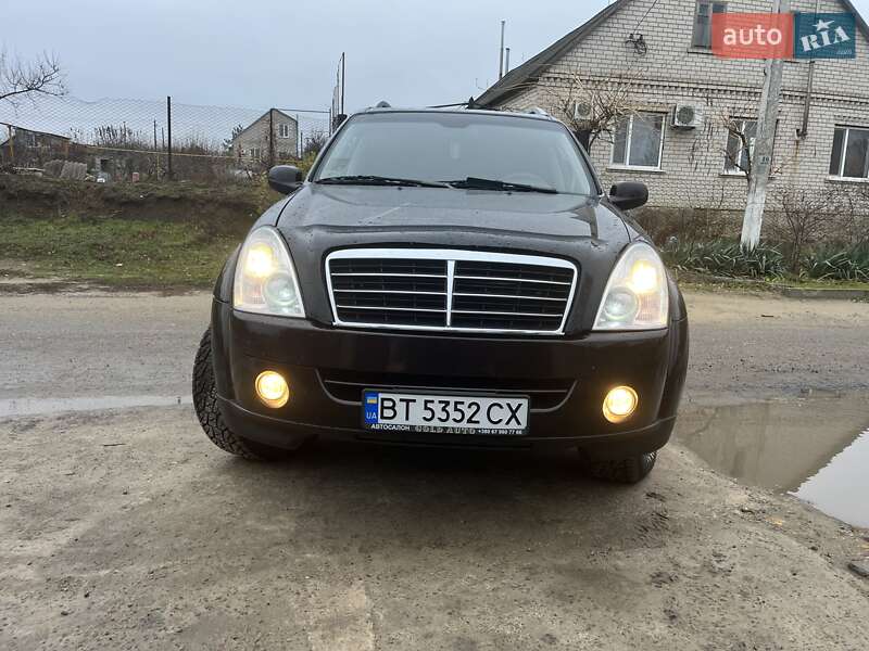 Внедорожник / Кроссовер SsangYong Rexton 2009 в Херсоне