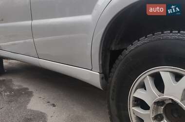 Позашляховик / Кросовер SsangYong Rexton 2005 в 