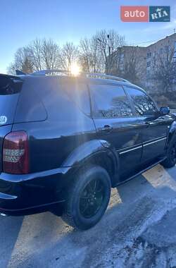 Внедорожник / Кроссовер SsangYong Rexton 2012 в 