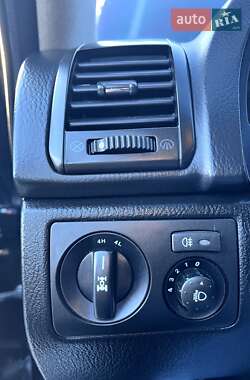 Внедорожник / Кроссовер SsangYong Rexton 2012 в 