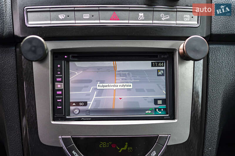 Внедорожник / Кроссовер SsangYong Rexton 2015 в Львове
