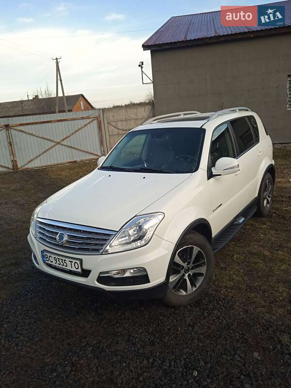 Позашляховик / Кросовер SsangYong Rexton 2017 в Червонограді