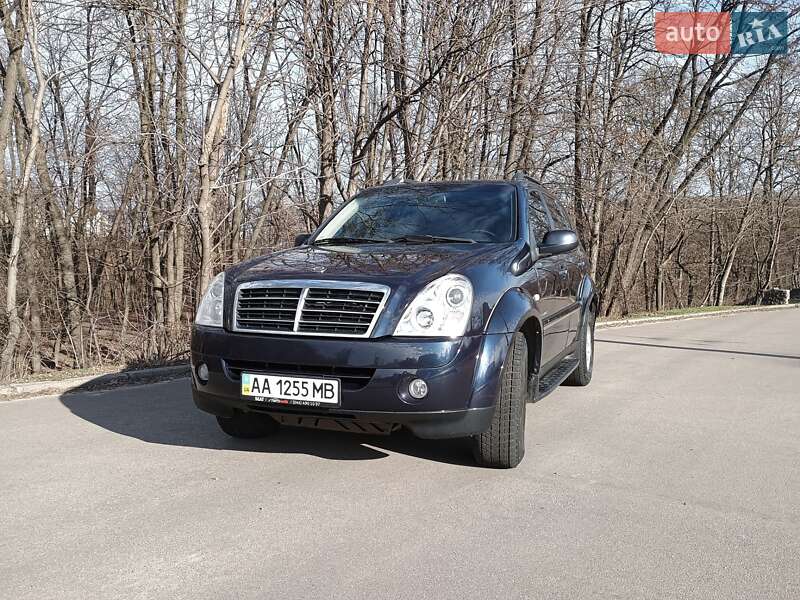 Внедорожник / Кроссовер SsangYong Rexton 2008 в Киеве