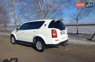 Внедорожник / Кроссовер SsangYong Rexton 2013 в 