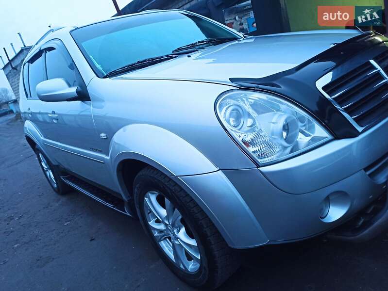 Позашляховик / Кросовер SsangYong Rexton 2011 в Павлограді