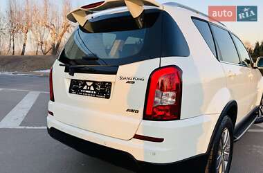 Внедорожник / Кроссовер SsangYong Rexton 2014 в Киеве