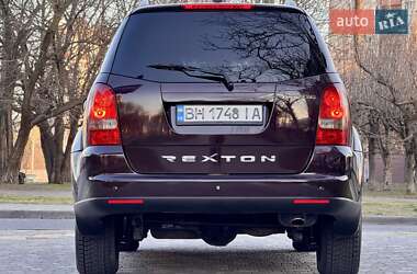 Позашляховик / Кросовер SsangYong Rexton 2012 в 
