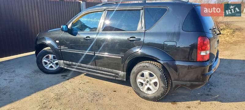Позашляховик / Кросовер SsangYong Rexton 2008 в Львові