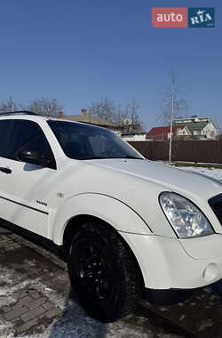 Позашляховик / Кросовер SsangYong Rexton 2008 в 