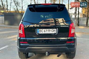 Внедорожник / Кроссовер SsangYong Rexton 2013 в 