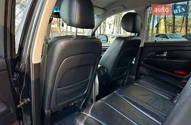 Внедорожник / Кроссовер SsangYong Rexton 2013 в 
