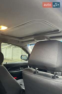 Внедорожник / Кроссовер SsangYong Rexton 2009 в 