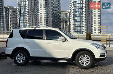 Позашляховик / Кросовер SsangYong Rexton 2012 в Києві