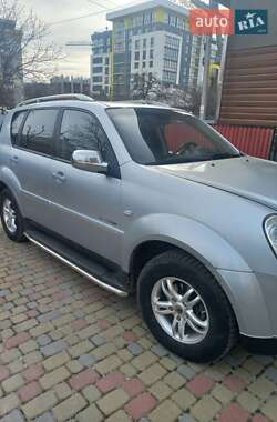 Позашляховик / Кросовер SsangYong Rexton 2010 в 