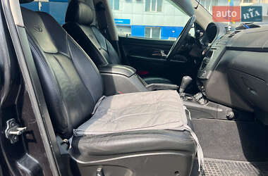 Внедорожник / Кроссовер SsangYong Rexton 2011 в 