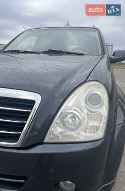 Позашляховик / Кросовер SsangYong Rexton 2007 в 
