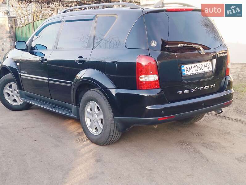 Позашляховик / Кросовер SsangYong Rexton 2008 в Житомирі