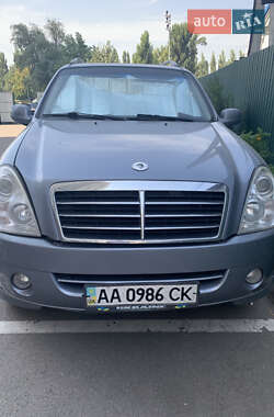 Внедорожник / Кроссовер SsangYong Rexton 2012 в 