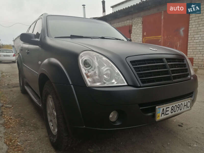 Позашляховик / Кросовер SsangYong Rexton 2010 в Запоріжжі