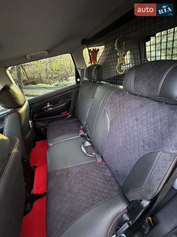 Позашляховик / Кросовер SsangYong Rexton 2010 в Запоріжжі