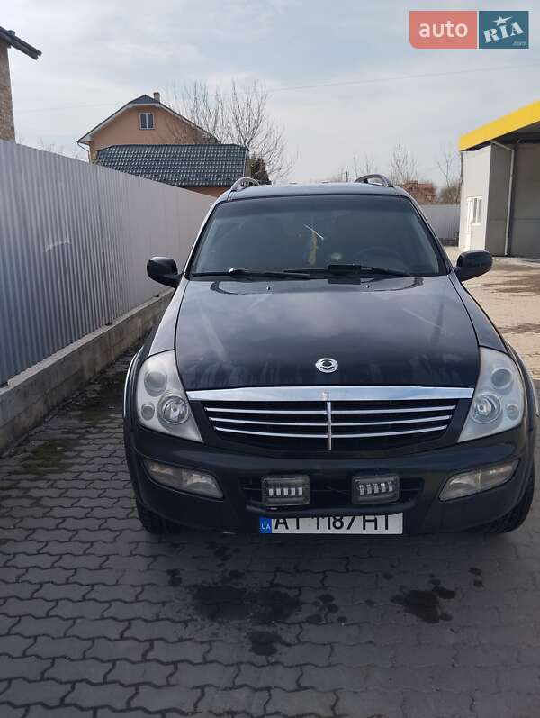 SsangYong Rexton 2004