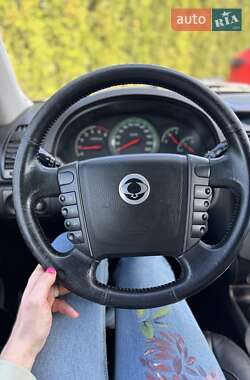 Внедорожник / Кроссовер SsangYong Rexton 2009 в 