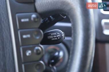 Внедорожник / Кроссовер SsangYong Rexton 2013 в 