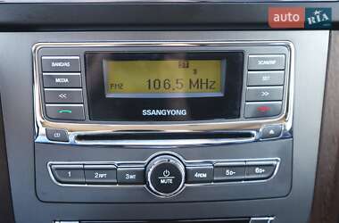 Внедорожник / Кроссовер SsangYong Rexton 2013 в 
