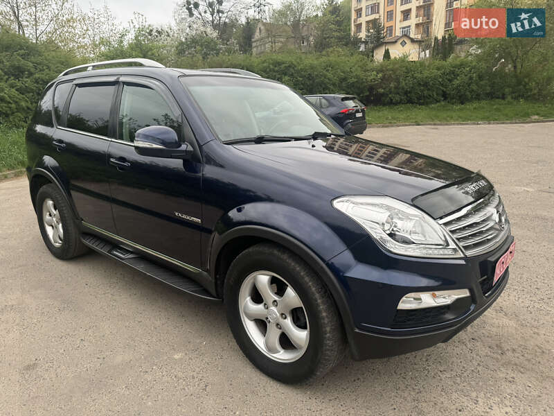 Внедорожник / Кроссовер SsangYong Rexton 2016 в Львове