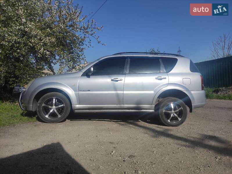 Внедорожник / Кроссовер SsangYong Rexton 2007 в Днепре