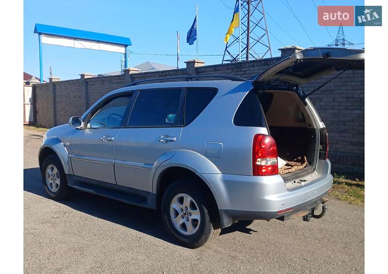 Внедорожник / Кроссовер SsangYong Rexton 2008 в Киеве