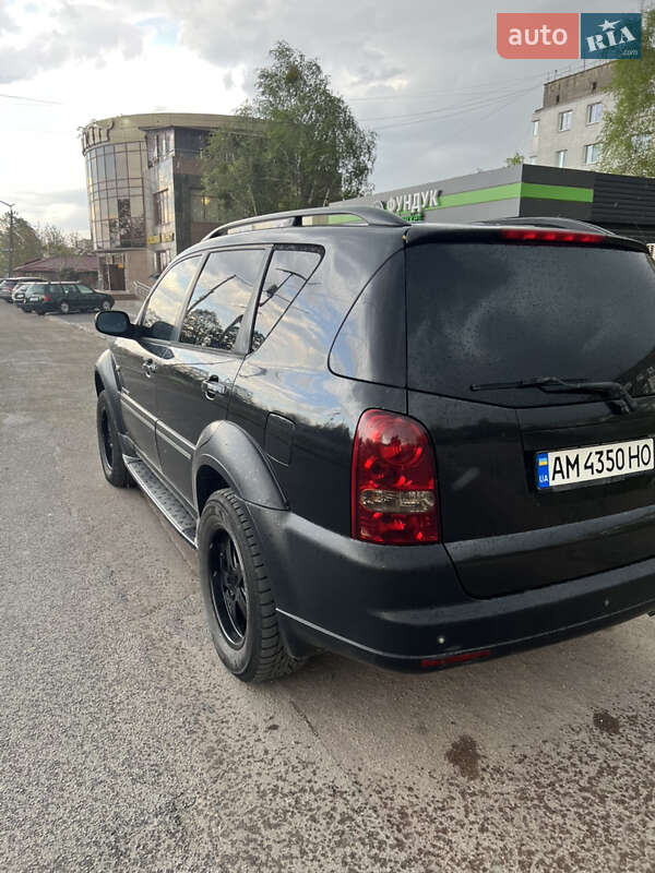 Внедорожник / Кроссовер SsangYong Rexton 2007 в Коростышеве