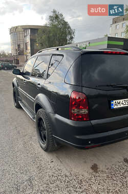Позашляховик / Кросовер SsangYong Rexton 2007 в 