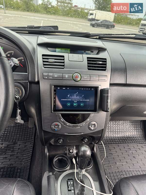 Позашляховик / Кросовер SsangYong Rexton 2011 в Києві