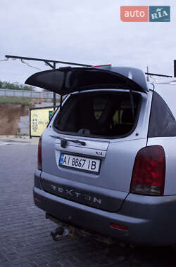 Внедорожник / Кроссовер SsangYong Rexton 2004 в 