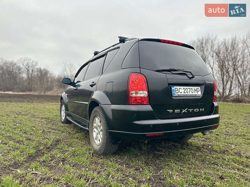 Внедорожник / Кроссовер SsangYong Rexton 2008 в Городке