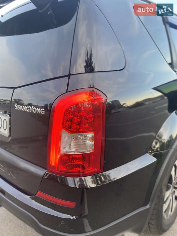 Внедорожник / Кроссовер SsangYong Rexton 2012 в Киеве